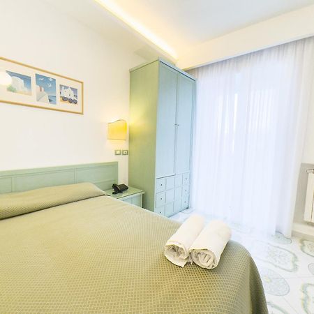 Hotel Parco Cartaromana Ischia Esterno foto