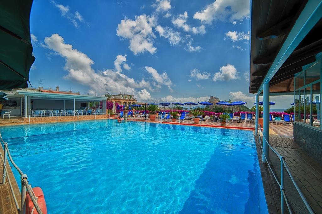 Hotel Parco Cartaromana Ischia Esterno foto