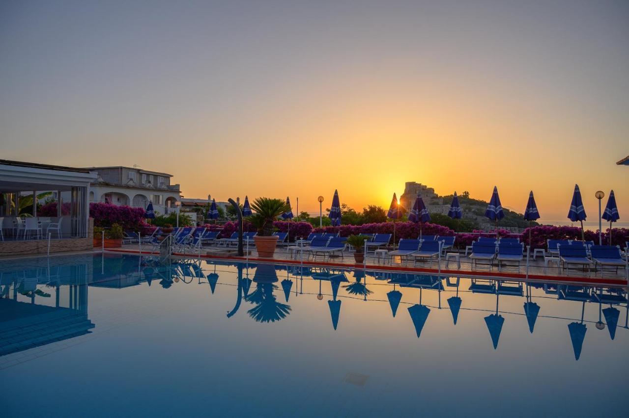 Hotel Parco Cartaromana Ischia Esterno foto