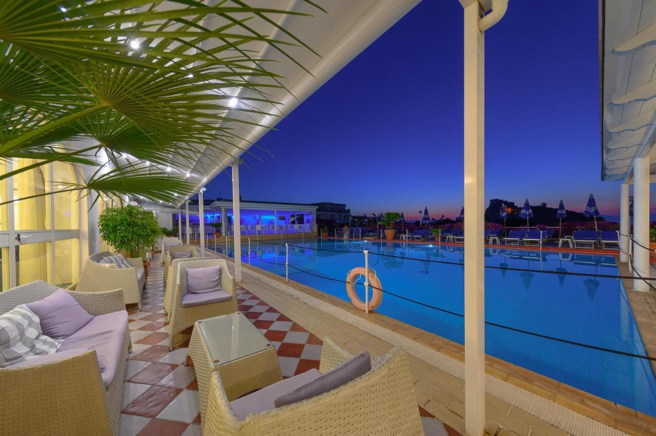 Hotel Parco Cartaromana Ischia Esterno foto