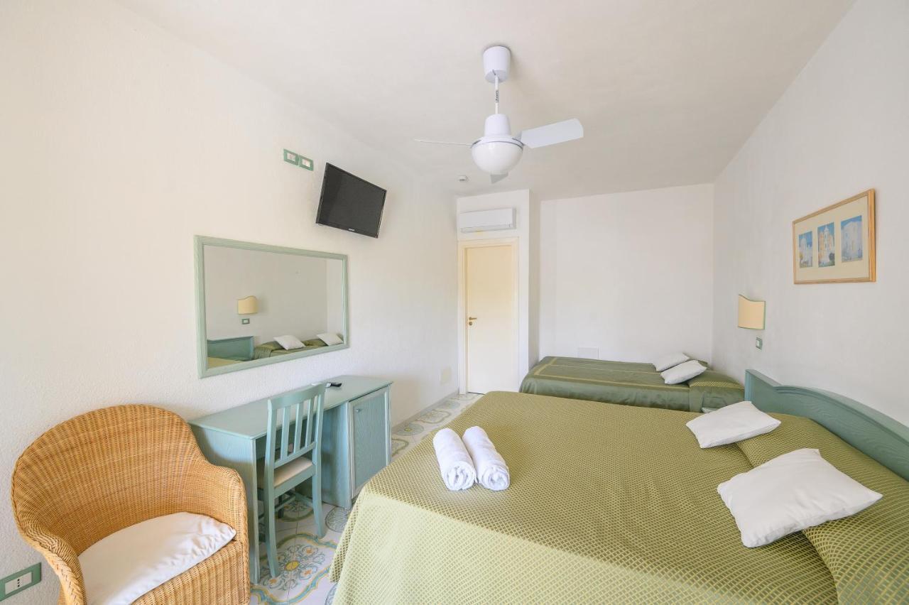 Hotel Parco Cartaromana Ischia Esterno foto